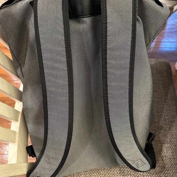 Lululemon backpack - Picture 2 of 3